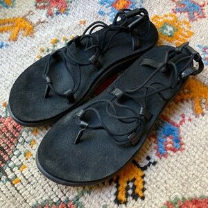 Teva Womens Voya Infinity Black Strappy Flat Sandals Shoes Size 9